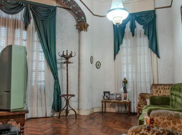 Casa · 296m² · 6 Ambientes · Casa 6 Ambientes en Venta en Almagro Casi Caballito