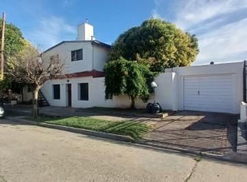 Foto · Don Bosco Casa 2 Dor, 2 Baños Garaje Dpto Pa. 2 Dor Local 55 m²