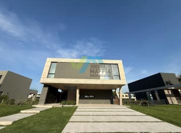 Casa · 277m² · 7 Ambientes · Casa en Venta en La Calesa, Pilara, Pilar