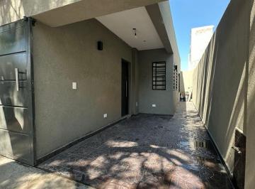 PH · 65m² · 3 Ambientes · 1 Cochera · Casa en Victoria