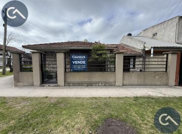 Casa · 120m² · 3 Ambientes · Casa en Barrio Caisamar