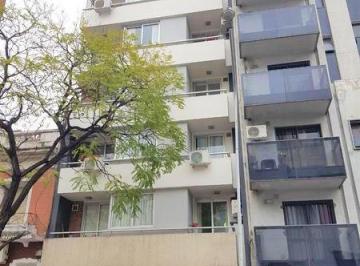 Departamento · 60m² · 2 Ambientes · Departamento de 1 Dormitorio en 2 Plantas con 2 Balcones