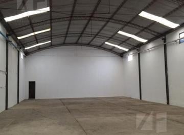 Bodega-Galpón · 612m² · Depósito - Galpon y Oficinas Bº Gral Bustoa. Alejandro Magariños Cervantes Al 800 (612 M&sup2;)