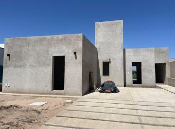 Casa · 190m² · 4 Ambientes · 2 Cocheras · Casa en Venta - Barrio Cerrado Siete Soles - Alqarias - 3 Dorm.