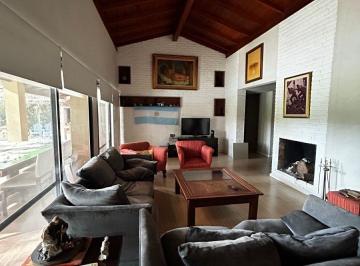 Casa de 5 ambientes, Pilar · Alquiler Temporal Enero y Febrero en Los Lagartos con Vista Al Golf