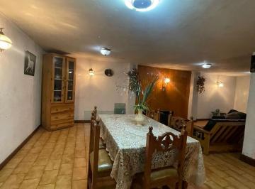 PH · 150m² · 3 Ambientes · PH en en Venta de 3 Ambientes con Terraza y Quincho