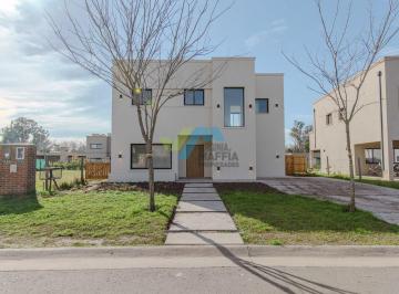 Casa · 146m² · 5 Ambientes · Casa en Venta en San Pablo, Pilar, G. B. a. Zona Norte - Financiacion