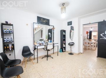 Casa · 121m² · 3 Ambientes · 1 Cochera · Casa 2 Dorm., Patio y Cochera en Venta. Barrio Sargento Cabral, Santa Fe
