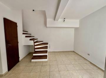 PH de 2 ambientes, Rosario · Departamento de 1 Dormitorio en Venta. Carriego 1052