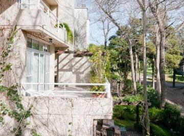 Departamento de 4 ambientes, Cariló · Dúplex en Cariló a 2 Cuadras del Mar con Amenities – Súper Luminoso