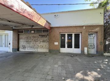 Casa · 170m² · 5 Ambientes · Venta Casa con Local