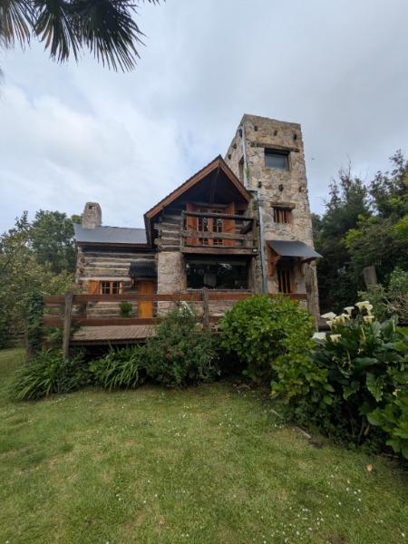 Cabaña 3 amb, 114m² en Bosque Peralta Ramos con parque y garaje