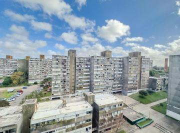 Departamento · 77m² · 4 Ambientes · 1000 Cocheras · Apartamento de 3 Dorm. en Euskalerria 71