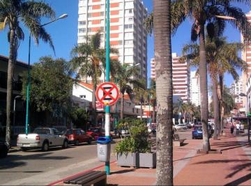 Local comercial · 23ha · 1 Ambiente · Alquiler Local en Gorlero, Galeria Pan de Azucar