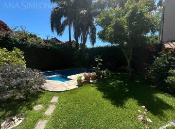 Casa · 170m² · 5 Ambientes · 3 Cocheras · Casa - Venta - Martínez
