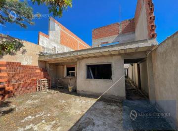 Terreno · 400m² · Venta - Lote con Proyecto Incluido - Francia 1455