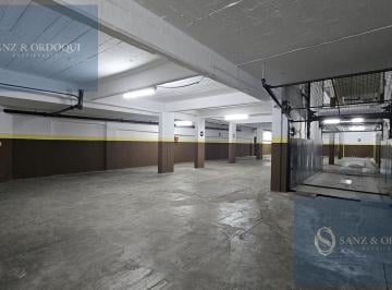 Garage · 13m² · Departamento en Plaza Colón · Cochera Incluída