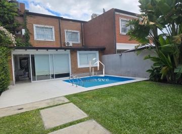 Casa de 10 ambientes, Yerba Buena · Casa con 4 Dorm. y 220 m² en Venta en Yerba Buena