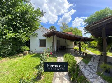 Casa · 60m² · 3 Ambientes · 2 Cocheras · Casa en Venta: 3 Ambientes: Udaondo