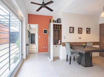 ChatGPT Image 16 mar 2026, 06_29_43 p.m..png · Venta Casa 4 Ambientes con Piscina Haedo Sur