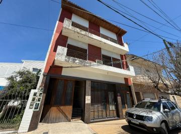PH · 232m² · 4 Ambientes · PH en Villa Dominico Cuatro Ambientes en Venta Apto Credito