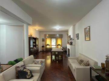 Departamento · 160m² · 5 Ambientes · Cofico Amplio Departamento en Venta 4 Dorm. con Quincho Propio!