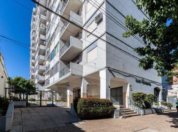 Departamento · 98m² · 8 Ambientes · En Venta - Departamento 4 Dorm. - Republica de La Sexta