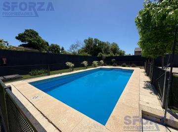 Casa · 90m² · 4 Ambientes · 1 Cochera · Triplex en San Miguel en Barrio con Portón con Cochera Acepta Vehiculo en Forma de Pago