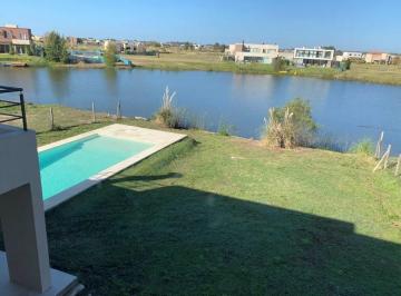 Casa · 247m² · 5 Ambientes · 2 Cocheras · Casa en Venta en El Cantón Norte, El Cantón, Escobar