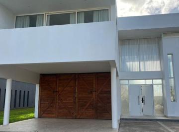 Casa de 4 ambientes, Mar del Plata · Chalet 4 Ambientes en Barrio Rumenco