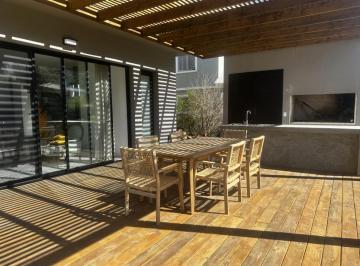 Casa · 380m² · 3 Ambientes · Casa en La Barra