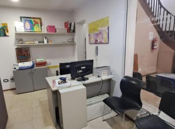 Oficina comercial · 46m² · 3 Ambientes · Consultorio