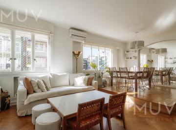 Departamento · 105m² · 4 Ambientes · Agüero 2000 - Piso de 4 Ambientes en Venta en Recoleta Todo Externo Luz y Sol