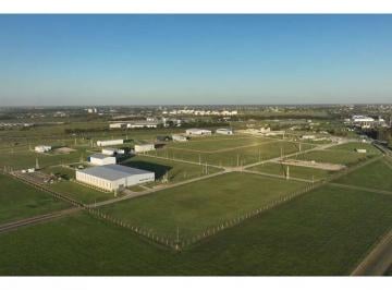 Terreno · 2500m² · Venta Lote 2500 m² Parque Industrial San Lorenzo