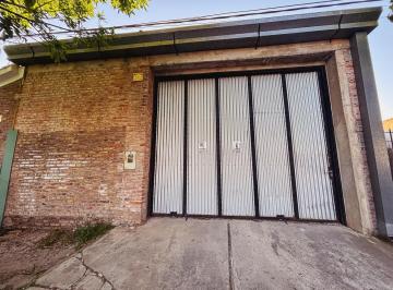 Bodega-Galpón · 295m² · 1 Ambiente · Dos Galpones Conectados en Zona Estratégica