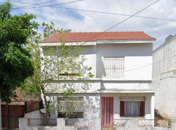 Casa · 477m² · 4 Ambientes · 1 Cochera · Casa 4 Ambientes Berazategui