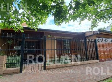 Casa · 160m² · 5 Ambientes · 3 Cocheras · Impecable Chalet 5 Amb en 1 Pl! Venta! Escobar! con Pileta!
