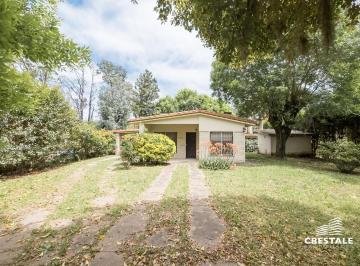 Casa · 63m² · 4 Ambientes · 2 Cocheras · Venta Casa 2 Dorm. Roldán