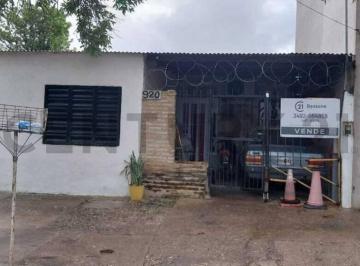 Casa · 100m² · 3 Ambientes · 1 Cochera · Se Vende Casa en Rafaela, Barrio Fatima!