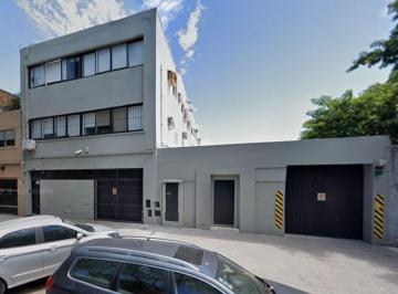 Oficina comercial , Coghlan · Edificio de Oficinas 1220 m² Doble Frente en 3 Plantas