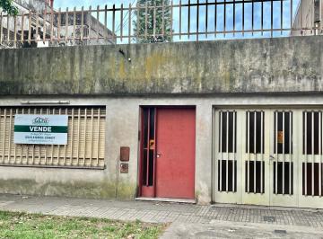Casa · 283m² · 3 Dormitorios · 1 Cochera · Casa Zona Sur