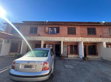 PH de 4 ambientes, Costa Azul · Triplex en Costa Azul