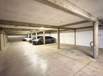 Garage · 13m² · Cochera - Pichincha