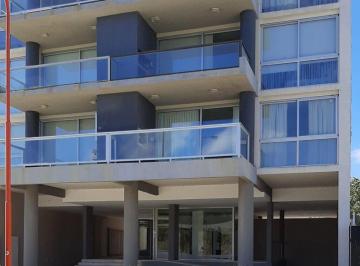 Departamento de 4 ambientes, Monte Hermoso · Alquiler Temporario – Frente Al Mar