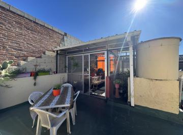 PH · 64m² · 3 Ambientes · PH Tipo Casa 3 Amb con Terraza Propia, Quincho Sin Expensas