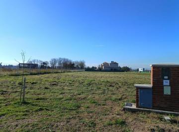 Terreno · 712m² · Adg. Lote en Village Plaza, Bella Vista. Eidico