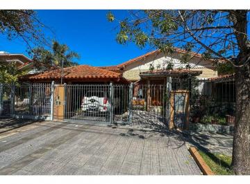 Casa de 3 ambientes, Tres de Febrero · Casa - Venta - Ciudad Jardín