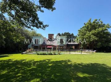 Casa · 340m² · 7 Ambientes · 2 Cocheras · Propiedad en Club de Campo San Diego, Francisco Alvarez