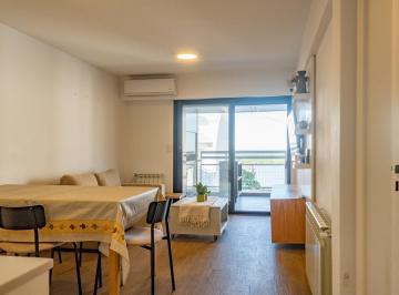 Departamento · 52m² · 3 Ambientes · 1 Cochera · Departamento de 2 Dorm. con Cochera a m de Bv. Oroño