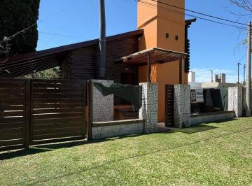 Casa de 2 ambientes, Pueblo Esther · ¡Cabaña en Pueblo Esther!